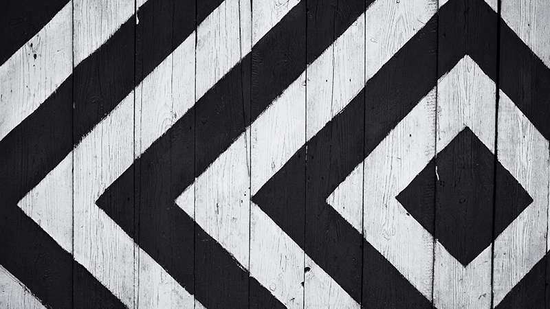 Black and White Striped contrast example - What is the opposite color of black 