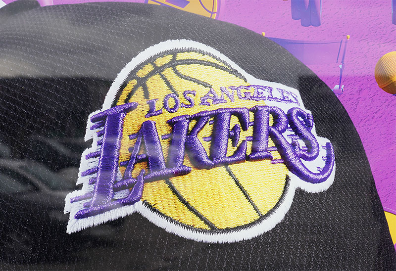 LA Lakers Embroidery - What is the opposite color of yellow
