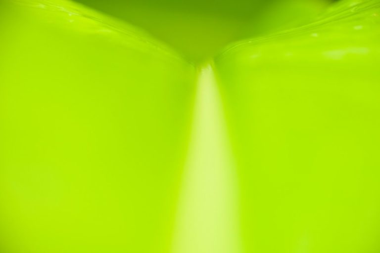 Lime Green Color Meaning 768x512 